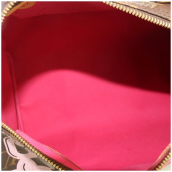 🔥LOUIS VUITTON Limited Edition Monogram Bay Chain - Picture 7 of 8